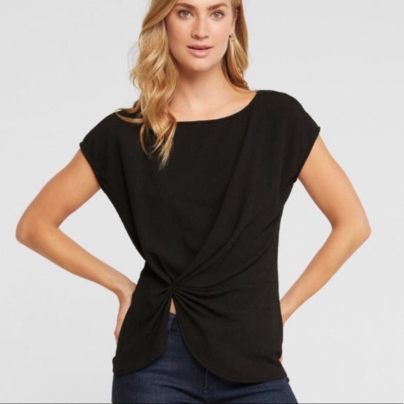 Vince Camuto Tops - Vince Camuto Short Sleeve Round Neck Gathered Side Asymmetrical Blouse M